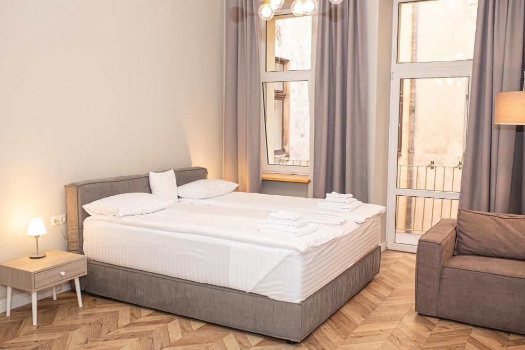 Апартаменты Apartments JustLvivIt at the Rynok Square Львов