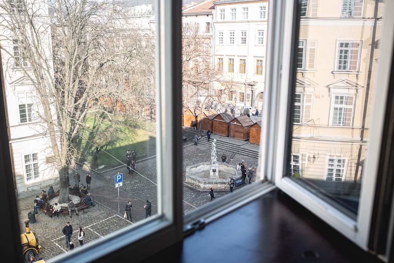 Апартаменты Apartments JustLvivIt at the Rynok Square Львов
