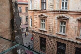 Апартаменты Apartments JustLvivIt at the Rynok Square Львов Апартаменты-20